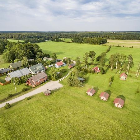 Katri Guesthouse Tubala エクステリア 写真