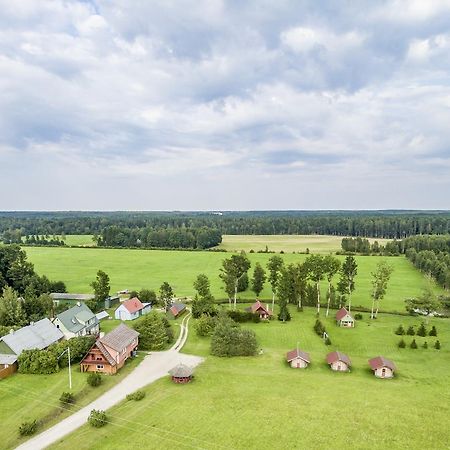 Katri Guesthouse Tubala エクステリア 写真